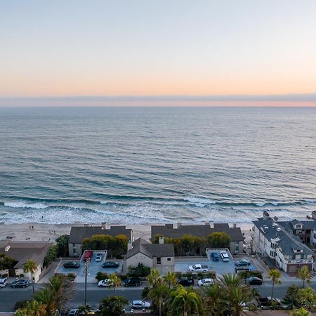 A Wave From It All Villa Carlsbad Exterior photo