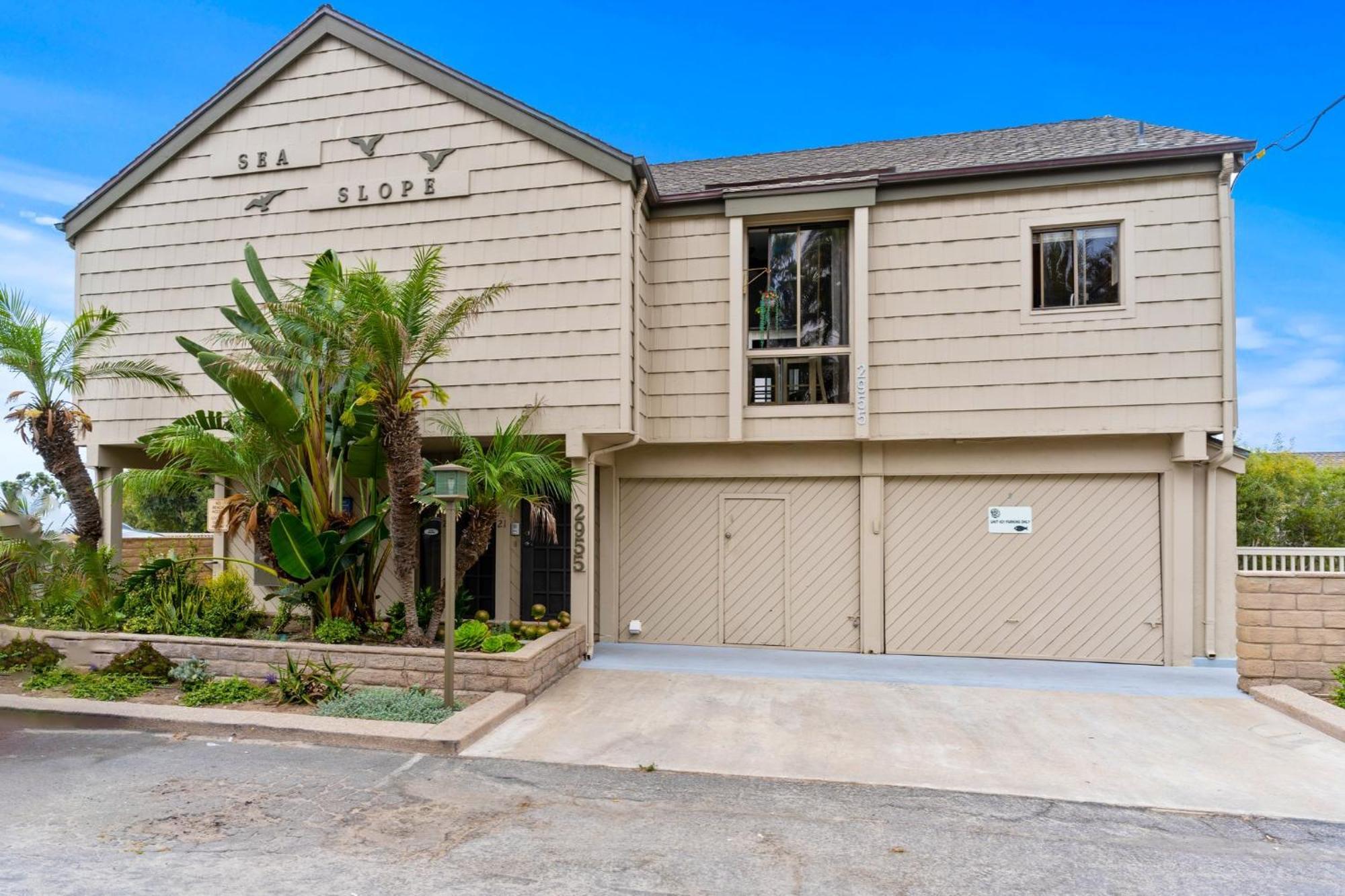 A Wave From It All Villa Carlsbad Exterior photo